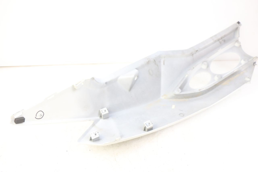 photo de LEWY TYLNY BOK DAELIM S3 125 (2010 - 2017) - Stan powierzchni