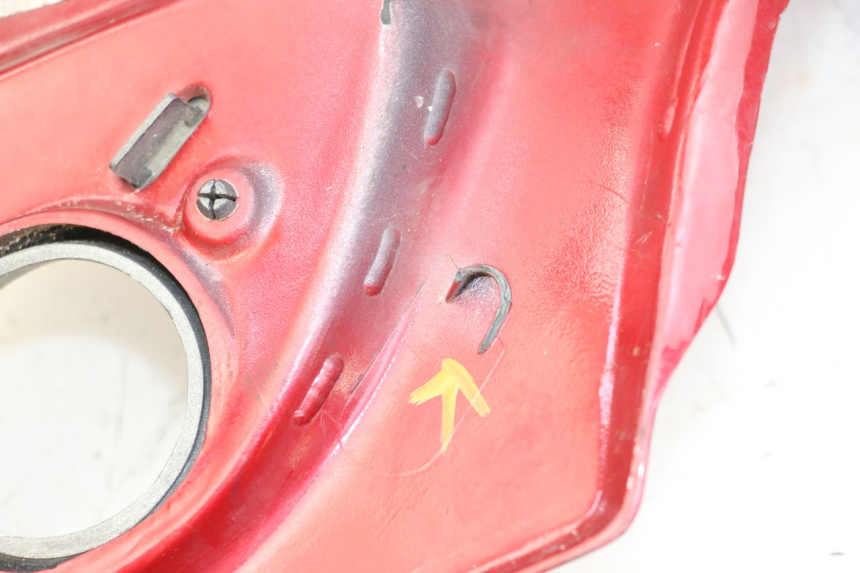 photo de LEWY TYLNY BOK TRIUMPH SPRINT 900 (1995 - 1998) - Zoom stanu zużycia