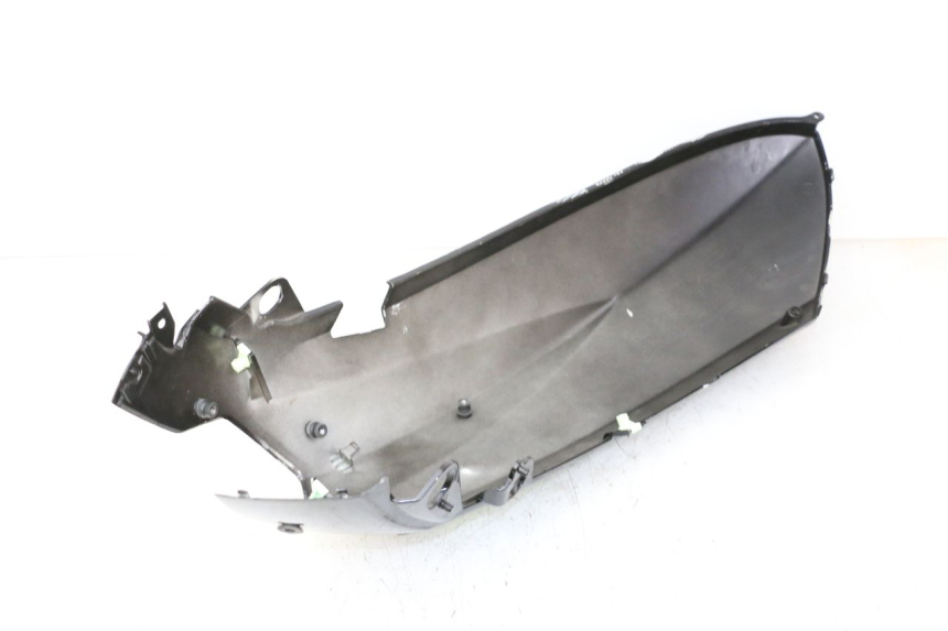 photo de LEWY TYLNY BOK PEUGEOT STREETZONE I NAKED 2T 50 (2018 - 2020) - Punkty mocowania