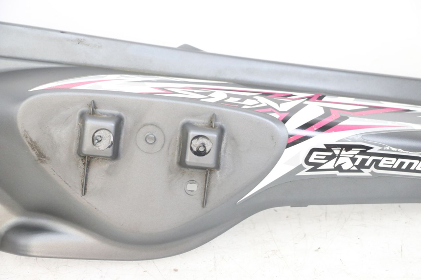 photo de LEWY TYLNY BOK MBK STUNT NAKED 50 (2004 - 2018) - Szczegóły charakterystyczne