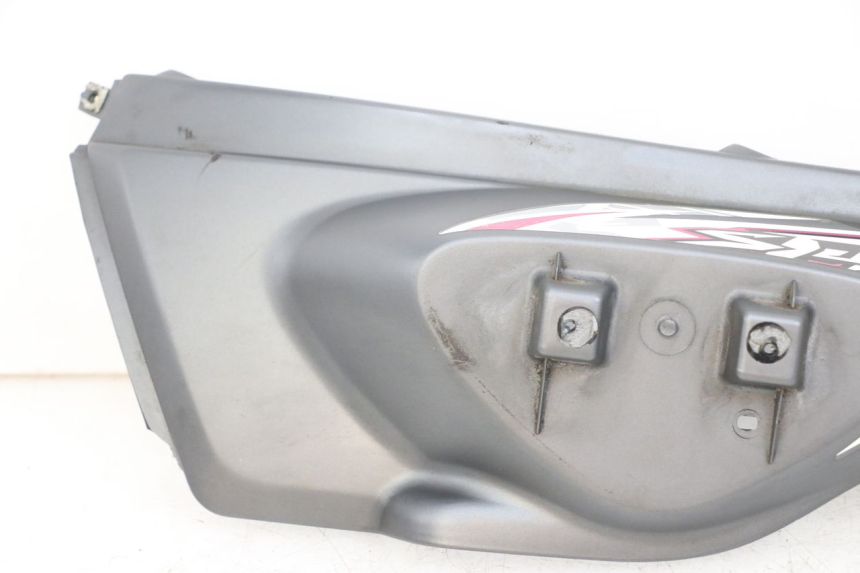 photo de LEWY TYLNY BOK MBK STUNT NAKED 50 (2004 - 2018) - Zbliżenie komponentów