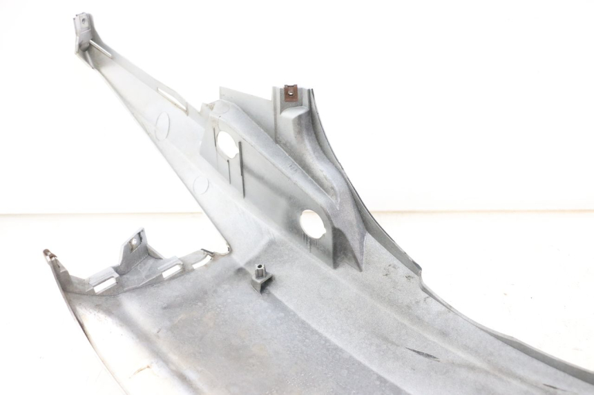 photo de LEWY TYLNY BOK SUZUKI BURGMAN 125 (2007 - 2014) - Szczegół części