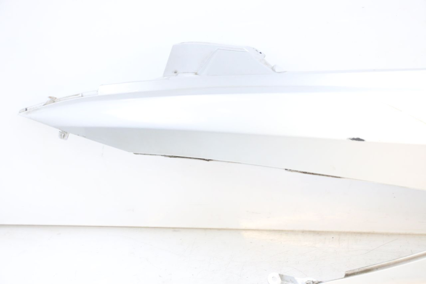 photo de LEWY TYLNY BOK SUZUKI BURGMAN 125 (2007 - 2014) - Zbliżenie komponentów