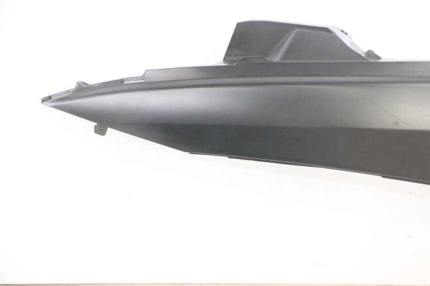 photo de LEWY TYLNY BOK SUZUKI BURGMAN 125 (2018 - 2021) - Szczegóły charakterystyczne