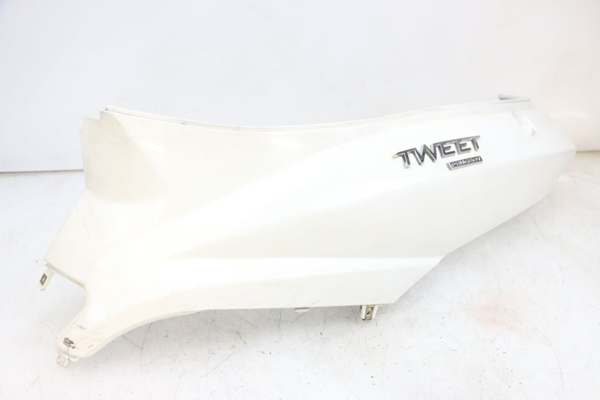 photo de LEWY TYLNY BOK PEUGEOT TWEET PRO EFI 4T 50 (2021 - 2022) - Widok z bliska