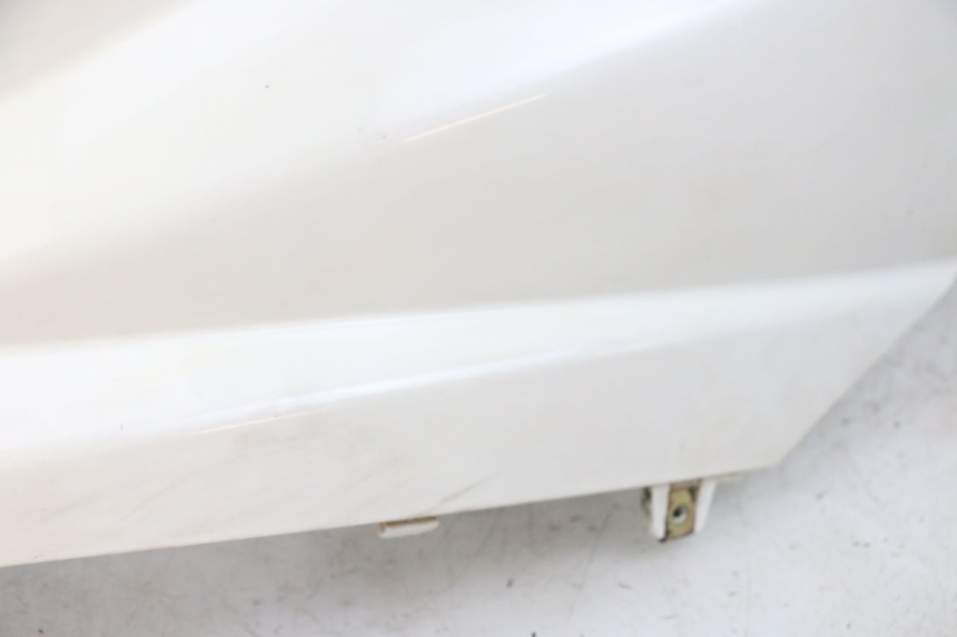 photo de LEWY TYLNY BOK PEUGEOT TWEET PRO EFI 4T 50 (2021 - 2022) - Inny kąt widzenia