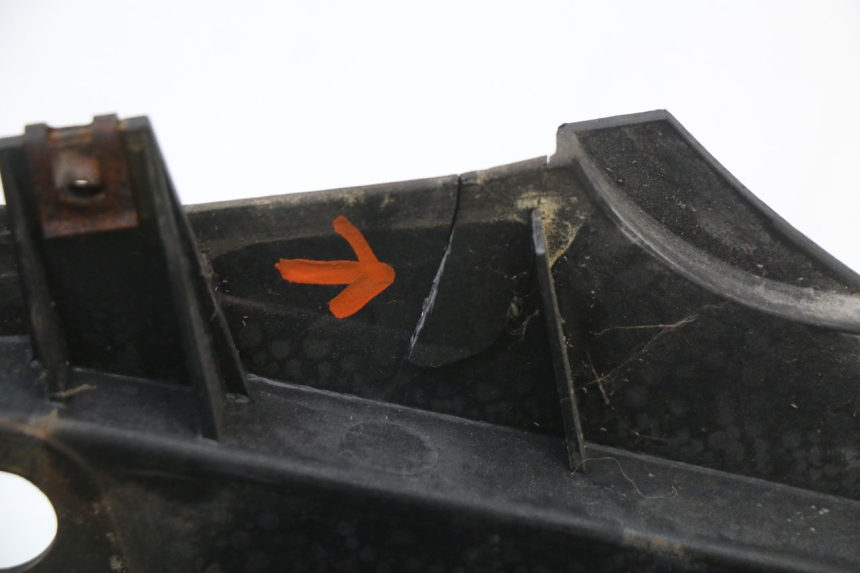 photo de LEWY TYLNY BOK SUZUKI UH BURGMAN 125 (2002 - 2006) - Oznaczenia i referencje