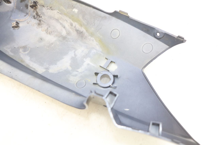 photo de LEWY TYLNY BOK KYMCO VITALITY 2T 50 (2004 - 2010) - Zoom stanu zużycia