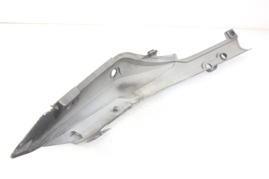 photo de LEWY TYLNY BOK SYM WOLF SB 125 (2011 - 2018) - Inny kąt widzenia