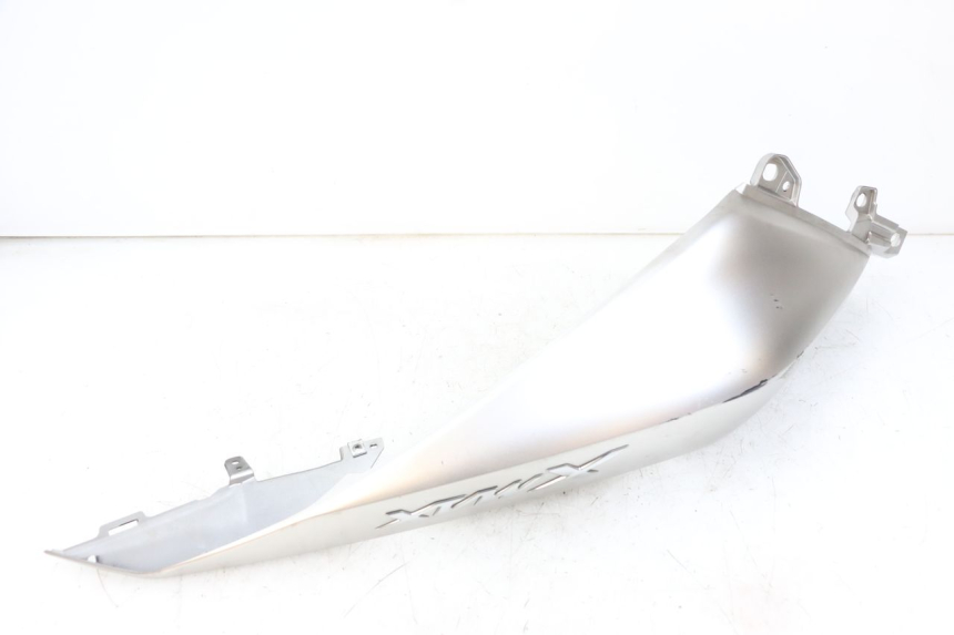 photo de LEWY TYLNY BOK YAMAHA XMAX X-MAX ABS 125 (2017 - 2020) - Zbliżenie techniczne