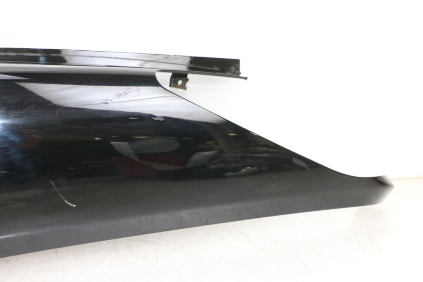 photo de LEWY TYLNY BOK YAMAHA XMAX X-MAX 125 (2006 - 2009) - Szczegóły charakterystyczne