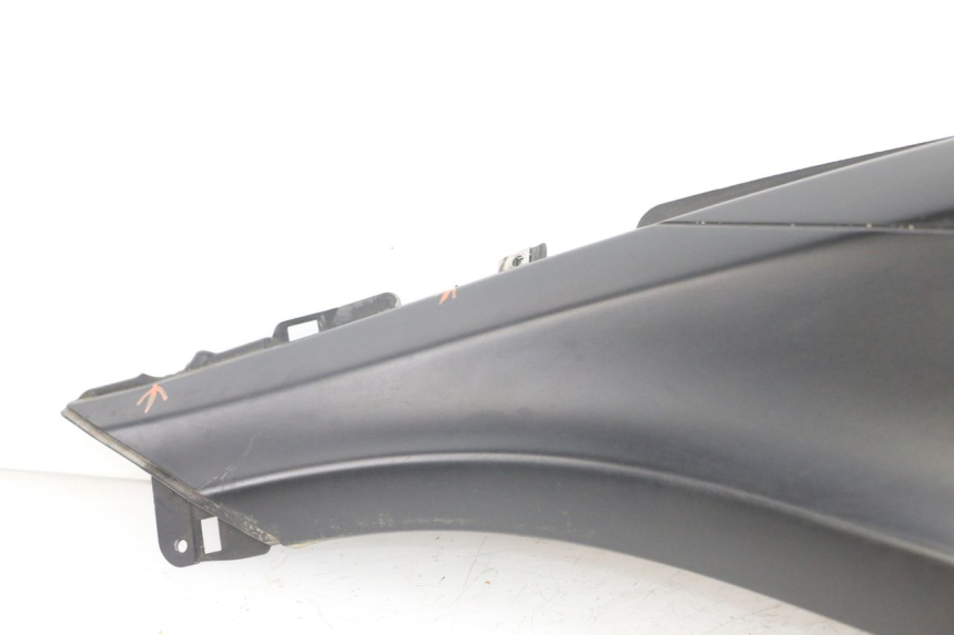 photo de LEWY TYLNY BOK PIAGGIO X10 125 (2012 - 2017) - Oznaczenia i referencje