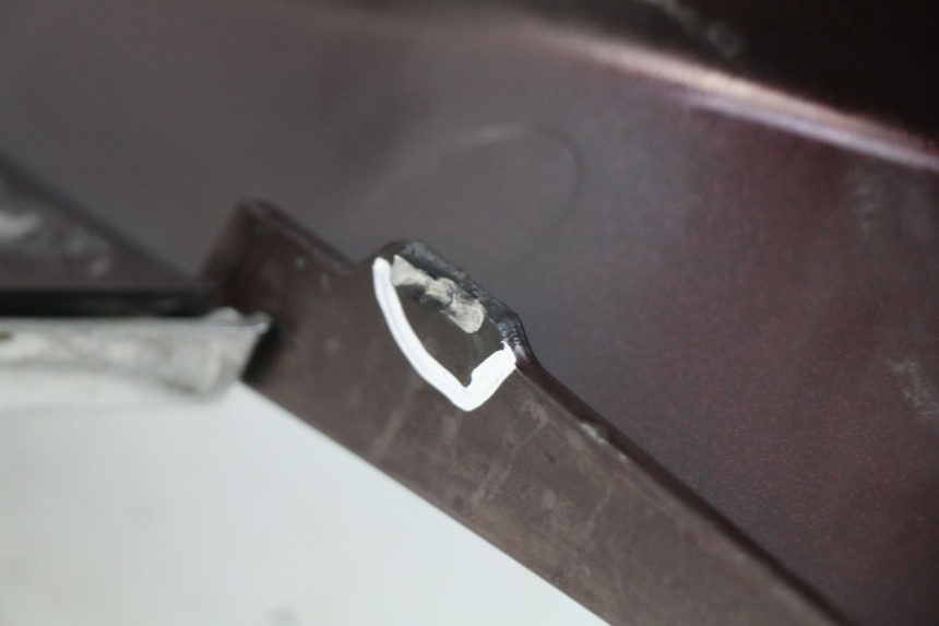 photo de LEWY TYLNY BOK PIAGGIO X8 125 (2004 - 2007) - Zoom stanu zużycia