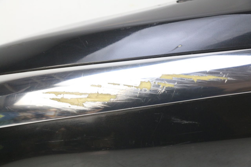 photo de LEWY TYLNY BOK PIAGGIO XEVO - X EVO 125 (2007 - 2017) - Widok produktu