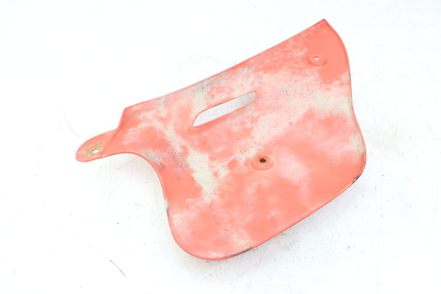 photo de LEWY TYLNY BOK PEUGEOT XP6 50 (1997 - 2003) - Zoom stanu zużycia