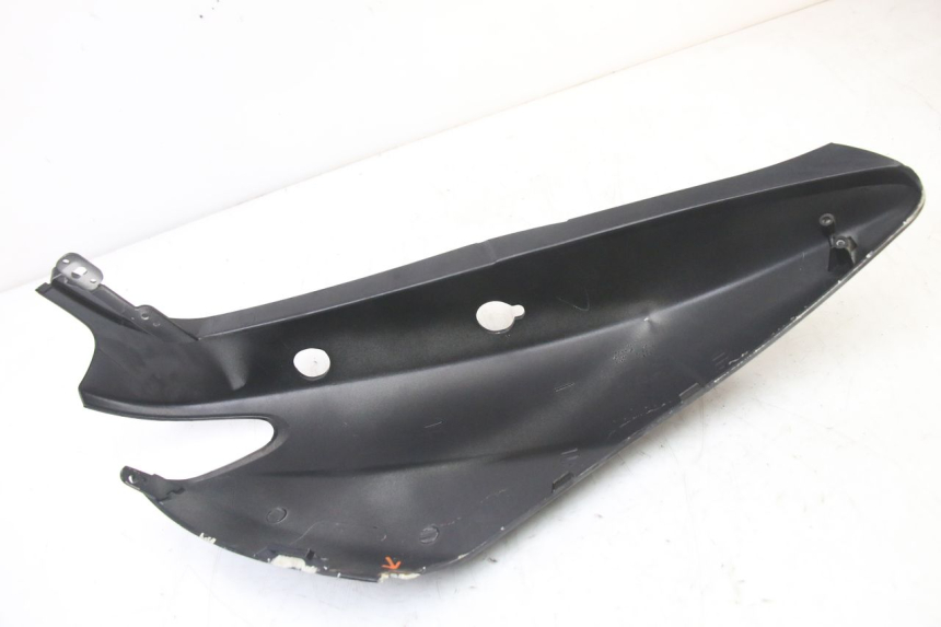 photo de LEWY TYLNY BOK YAMAHA NEOS NEO'S 4T 50 (2008 - 2016) - Punkty mocowania