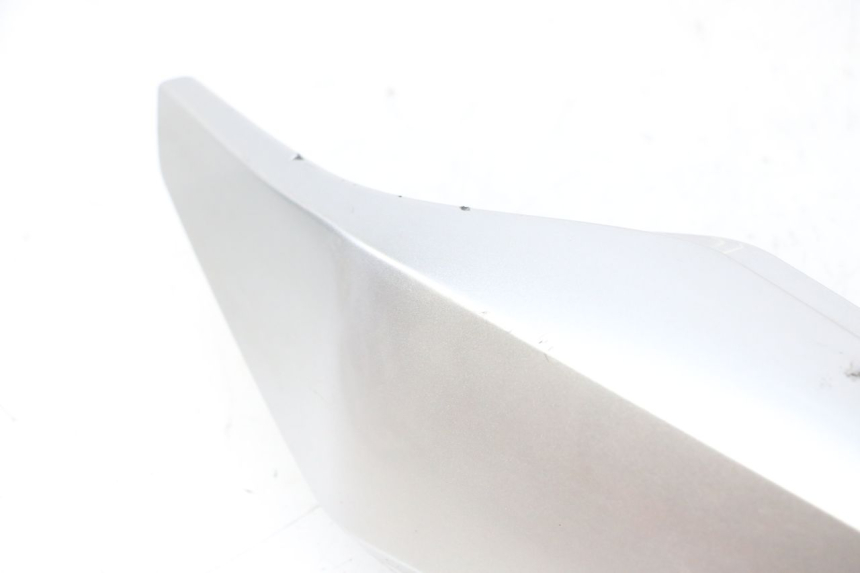 photo de LEWY TYLNY BOK YAMAHA XJ6 600 (2008 - 2016) - Zbliżenie komponentów