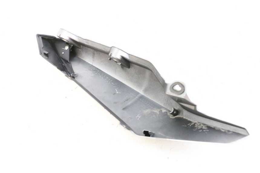 photo de LEWY TYLNY BOK YAMAHA XJ6 600 (2008 - 2016) - Stan powierzchni