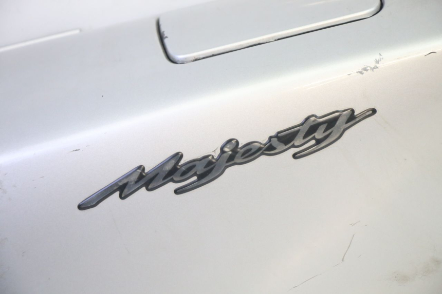 photo de LEWY TYLNY BOK YAMAHA YP MAJESTY 125 (2002 - 2006) - Inny kąt widzenia