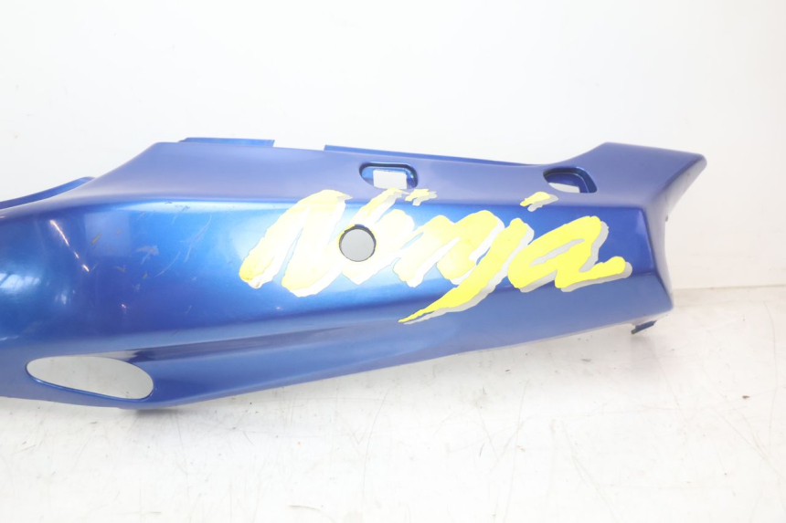 photo de TYLNY LEWY BOK KAWASAKI ZX-6R ZX6R 600 (1995 - 1997) - Zoom stanu zużycia