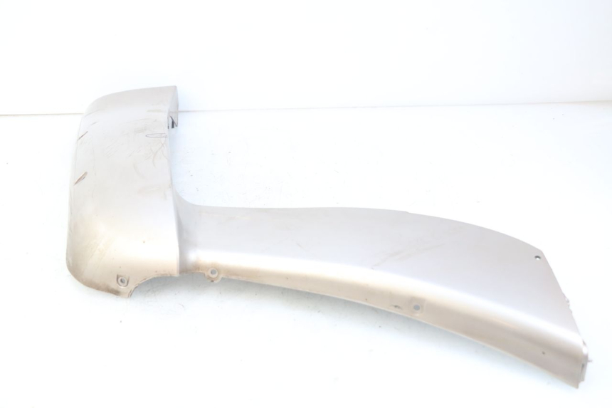 photo de PRAWY PRZEDNI BOK ECCITY ARTELEC 670 1 (2013 - 2017) - Szczegóły charakterystyczne