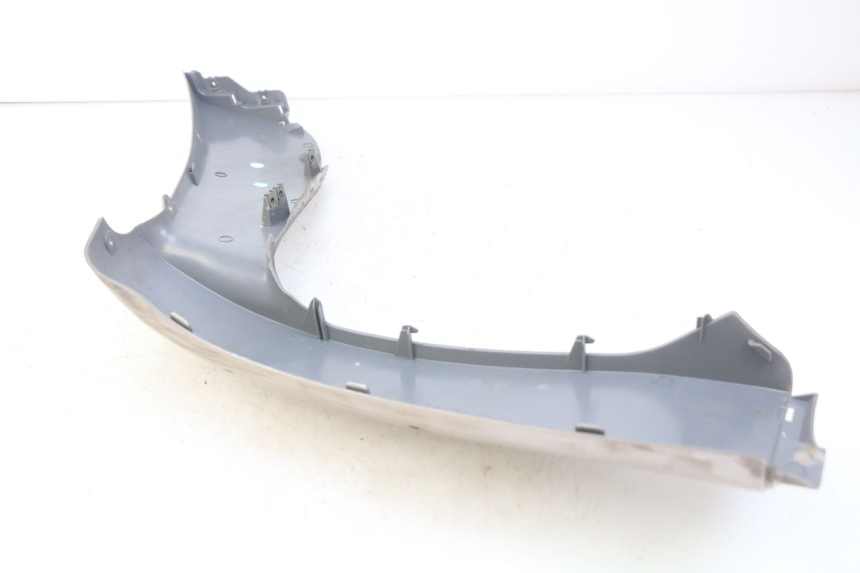 photo de PRAWY PRZEDNI BOK ECCITY ARTELEC 670 1 (2013 - 2017) - Punkty mocowania