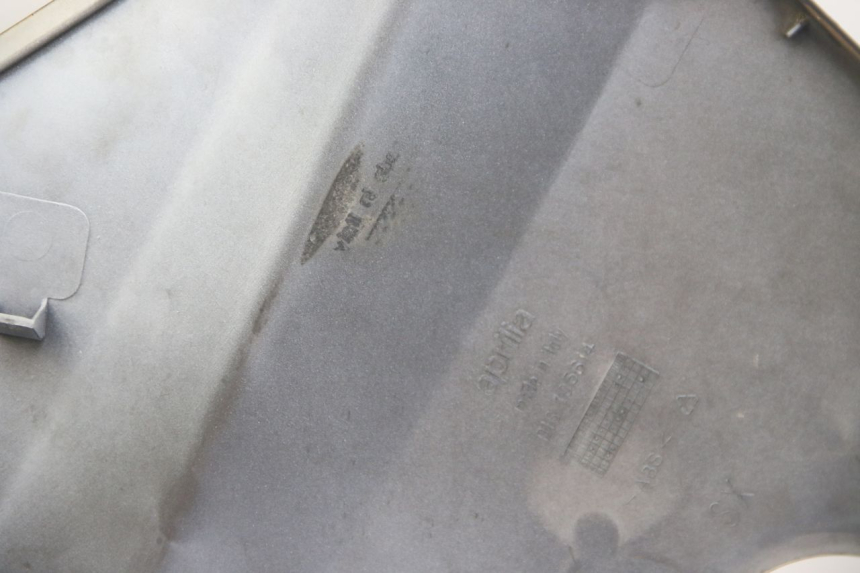 photo de PRAWY PRZEDNI BOK APRILIA ATLANTIC 500 (2002 - 2003) - Zbliżenie komponentów