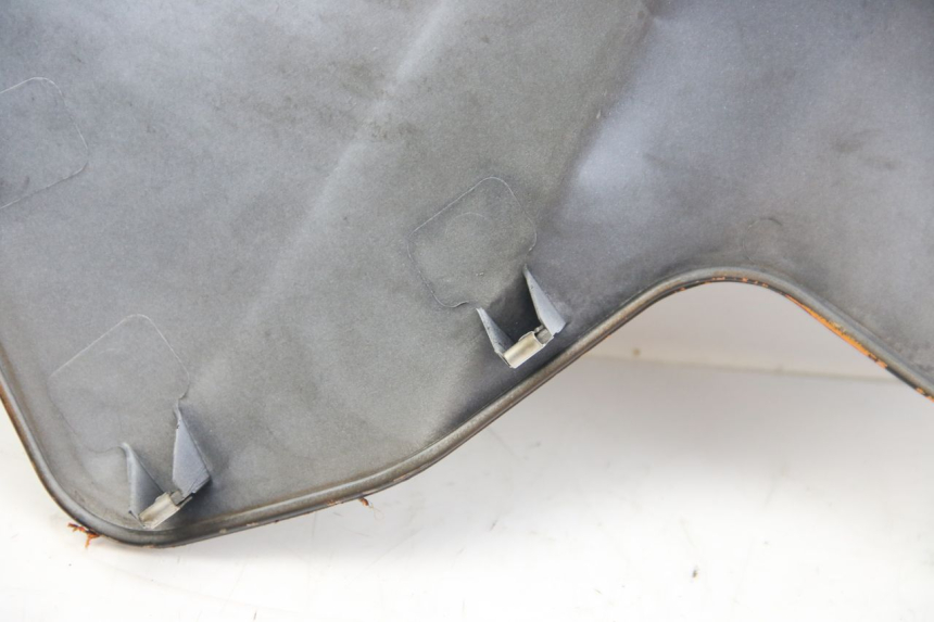 photo de PRAWY PRZEDNI BOK APRILIA ATLANTIC 500 (2002 - 2003) - Widok z bliska