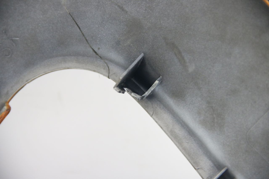 photo de PRAWY PRZEDNI BOK APRILIA ATLANTIC 500 (2002 - 2003) - Struktura - zbliżenie