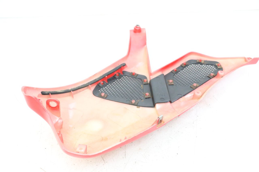 photo de PRAWY PRZEDNI BOK GILERA DNA 50 (2000 - 2007) - Zbliżenie techniczne