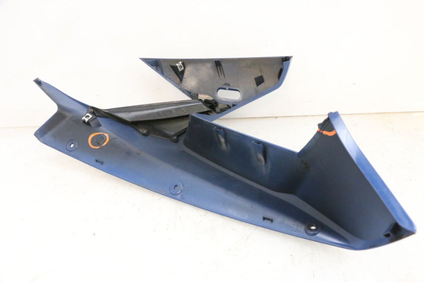 photo de PRAWY PRZEDNI BOK YAMAHA FJR ABS 1300 (2006 - 2012) - Zbliżenie techniczne