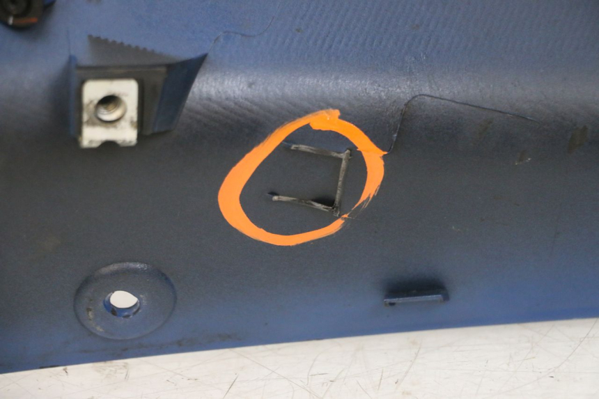 photo de PRAWY PRZEDNI BOK YAMAHA FJR ABS 1300 (2006 - 2012) - Część sprawdzona