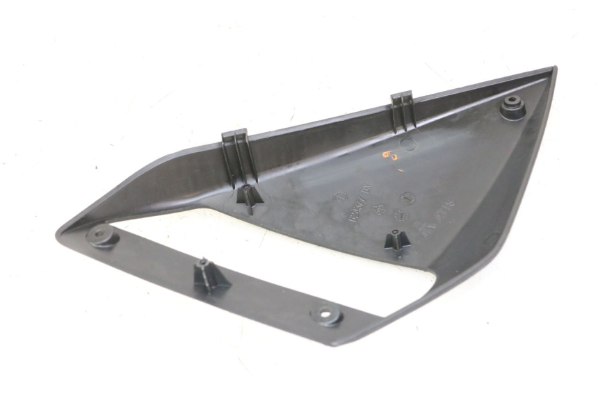 photo de PRAWY PRZEDNI BOK GILERA NEXUS 300 (2008 - 2013) - Szczegół części