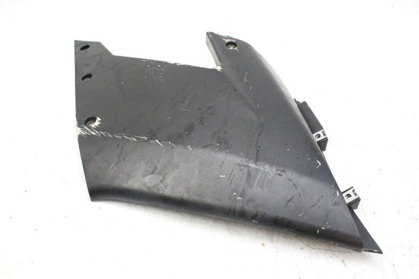 photo de PRAWY PRZEDNI BOK DERBI GPR 50 (2004 - 2009) - Punkty mocowania