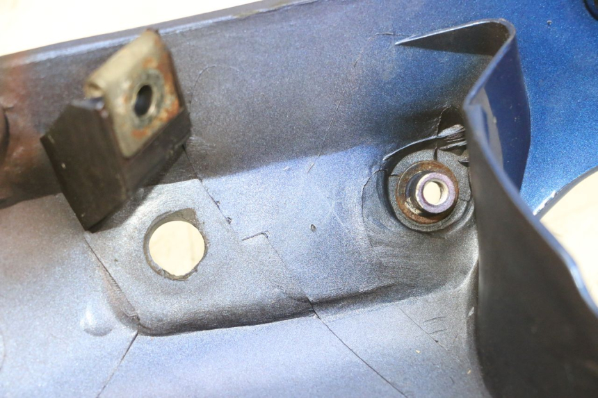 photo de PRAWY PRZEDNI BOK KAWASAKI GPX R WARBIRD 600 (1988 - 1993) - Zoom stanu zużycia