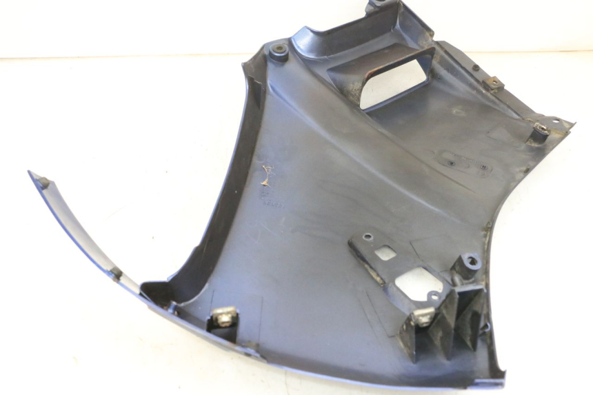 photo de PRAWY PRZEDNI BOK KAWASAKI GPX R WARBIRD 600 (1988 - 1993) - Zbliżenie techniczne