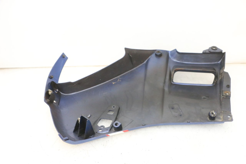 photo de PRAWY PRZEDNI BOK KAWASAKI GPX R WARBIRD 600 (1988 - 1993) - Punkty mocowania