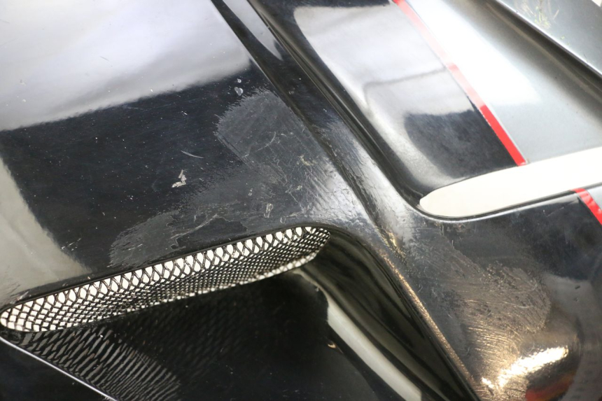 photo de PRAWY PRZEDNI BOK KAWASAKI GPZ RX 1000 (1986 - 1988) - Zoom stanu zużycia