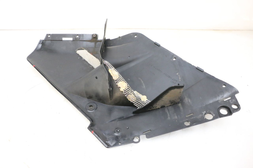 photo de PRAWY PRZEDNI BOK KAWASAKI GPZ RX 1000 (1986 - 1988) - Punkty mocowania