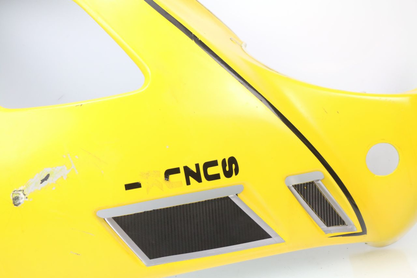 photo de PRAWY PRZEDNI BOK SUZUKI GSXF GSX F 600 (1988 - 1997) - Zoom stanu zużycia
