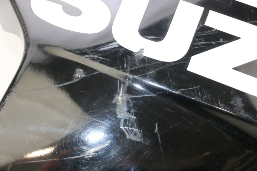 photo de PRAWY PRZEDNI BOK SUZUKI GSXR GSX-R 1000 (2003 - 2004) - Zbliżenie techniczne