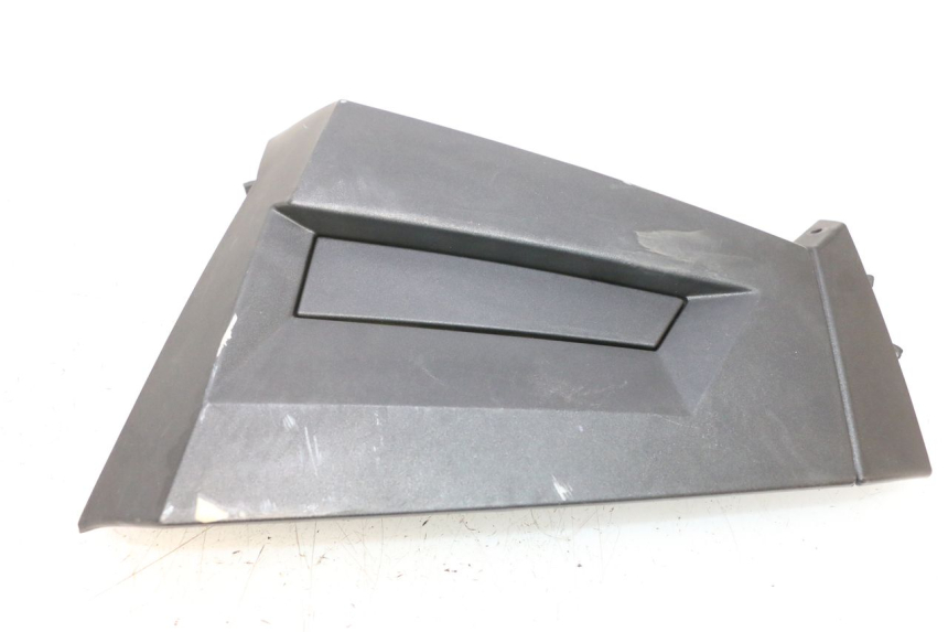 photo de PRAWA PRZEDNIA BOCZNA OSŁONA KEEWAY MATRIX RX9 125 (2006 - 2007) - Zoom stanu zużycia