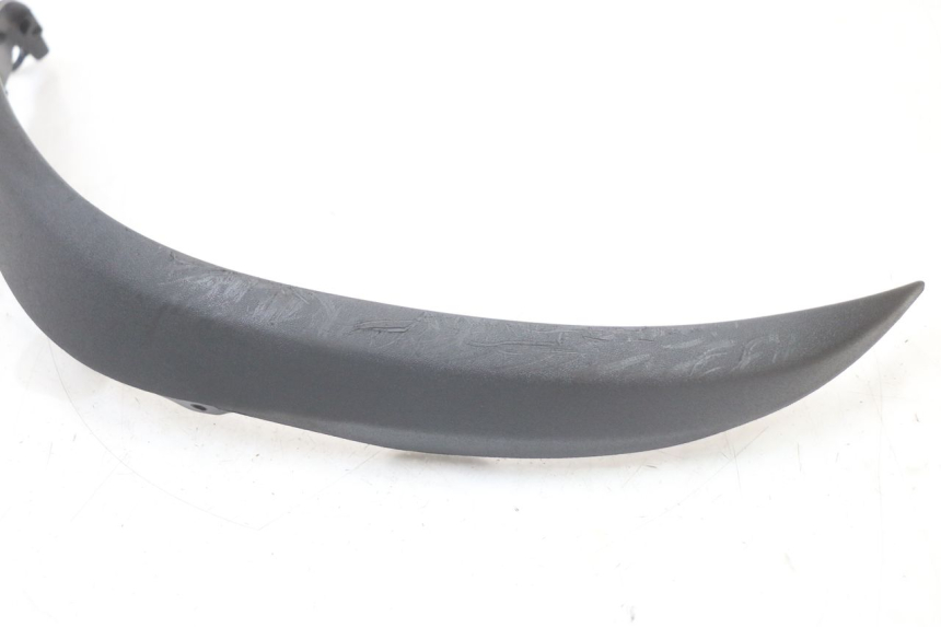 photo de PRAWY PRZEDNI BOK PIAGGIO MP3 HPE 350 (2018 - 2020) - Zoom stanu zużycia