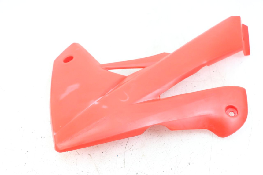 photo de PRAWY PRZEDNI BOK RIEJU MRT 50 (2018 - 2021) - Zbliżenie techniczne