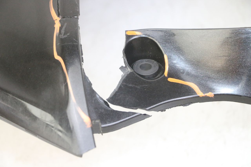 photo de PRAWY PRZEDNI BOK HONDA NTV DEAUVILLE ABS 700 (2007 - 2016) - Zdjęcie dodatkowe