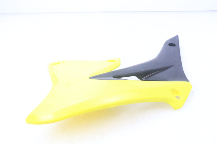 photo de PRAWY PRZEDNI BOK SUZUKI RM-Z RMZ 250 (2010 - 2016) - Zbliżenie techniczne