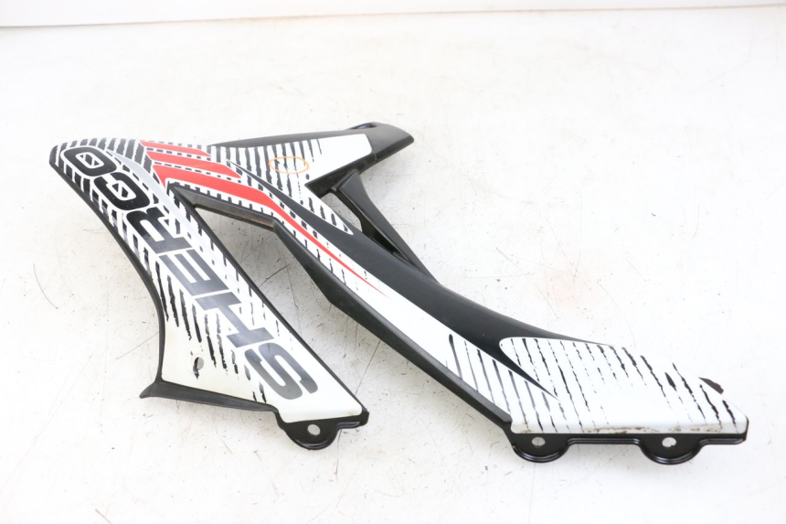 photo de PRAWY PRZEDNI BOK SHERCO SM-R 50 (2013 - 2017) - Zbliżenie techniczne