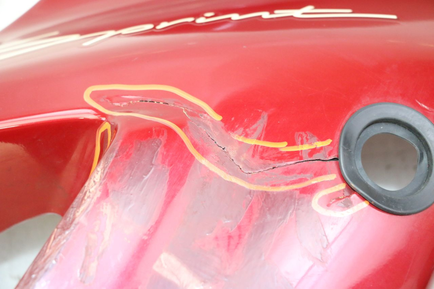 photo de PRAWY PRZEDNI BOK TRIUMPH SPRINT 900 (1995 - 1998) - Widok z bliska