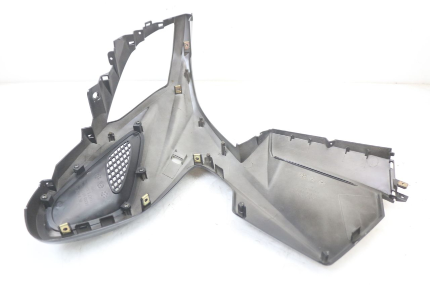 photo de PRAWY PRZEDNI BOK KYMCO SUPER 8 125 (2008 - 2015) - Widok ogólny