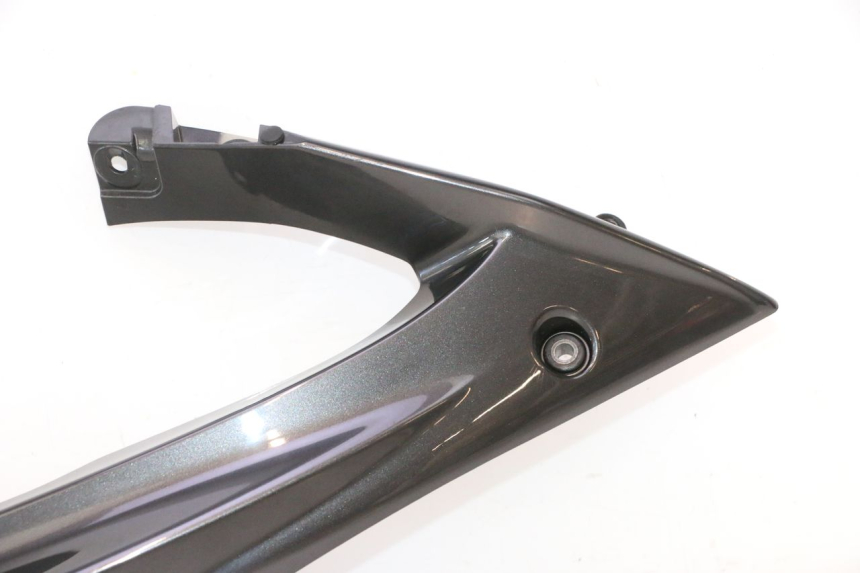 photo de PRAWY GÓRNY BOCZNY PRZÓD YAMAHA YZF R6 600 (2008 - 2009) - Szczegół części